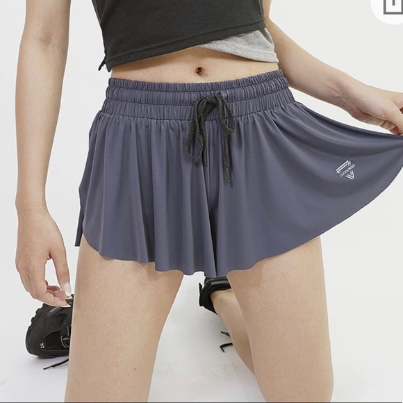 keiki kona running shorts. size medium but fits like small - Picture 3 of 3